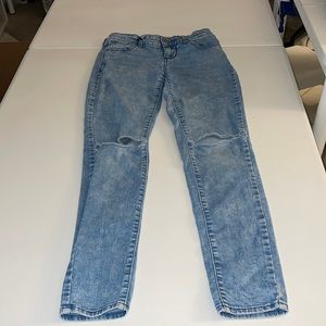Old Navy womens denim jean Sz 2 Regular